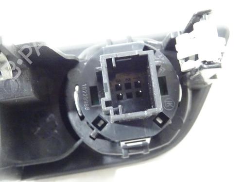 Switch PEUGEOT 508 SW I (8E_) 2.0 BlueHDi 180 | BP28212739I30