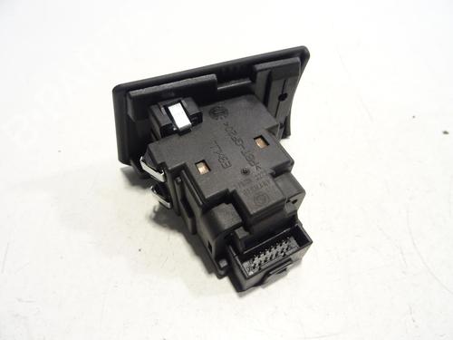 Used Card reader Card reader BMW 3 Coupe (E92) 330 xd (231 hp) 29865901 29865901