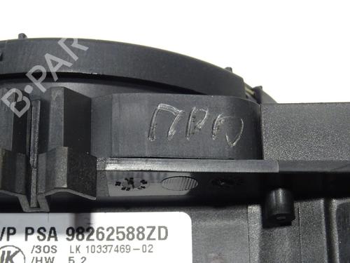 Used Steering column stalk Steering column stalk PEUGEOT 5008 II (MC_, MJ_, MR_, M4_) 1.5 BlueHDi 130 (MCYHZJ, MCYHZR, MCYHZX) (131 hp) 33738691 33738691