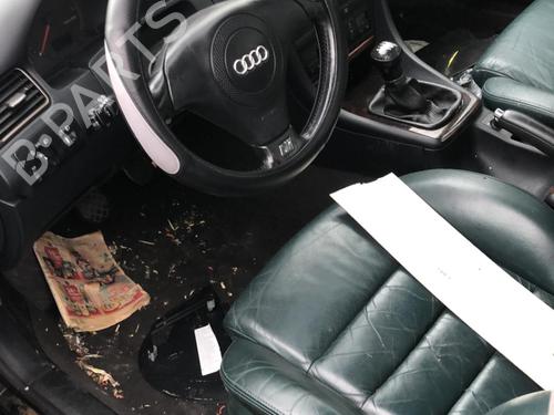 Rudehejsemekanisme ventre foran AUDI A6 C5 (4B2) 2.5 TDI | BP20052748C22 