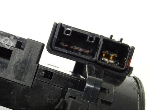 squib-airbag-suzuki-sx4-ey-gy-2006-28420057 main image