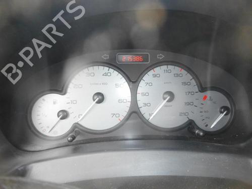 Brugte CITROËN BERLINGO / BERLINGO FIRST Box Body/MPV (M_)  1.6 HDI 75 (MB9HW)  4836445