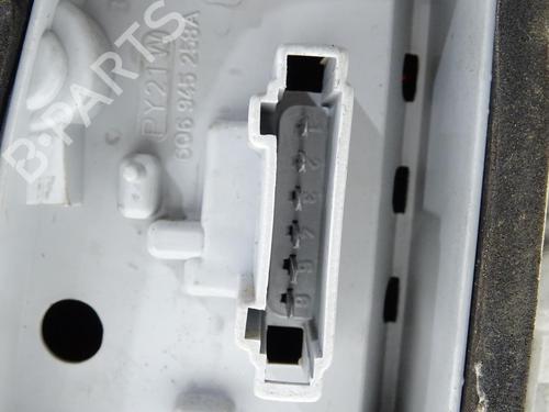 Right taillight VW POLO IV (9N_, 9A_) 1.4 TDI | BP28415769C35
