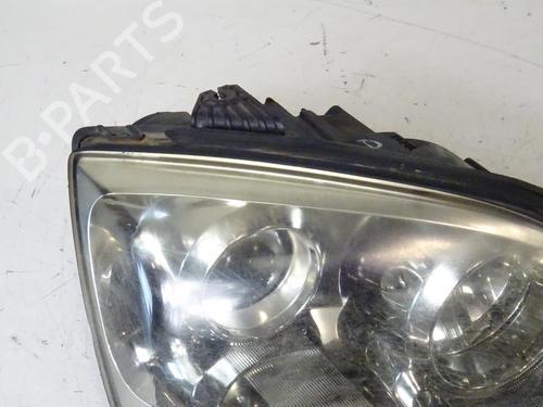 Right headlight KIA SORENTO I (JC) 2.5 CRDi | BP20038645C29 