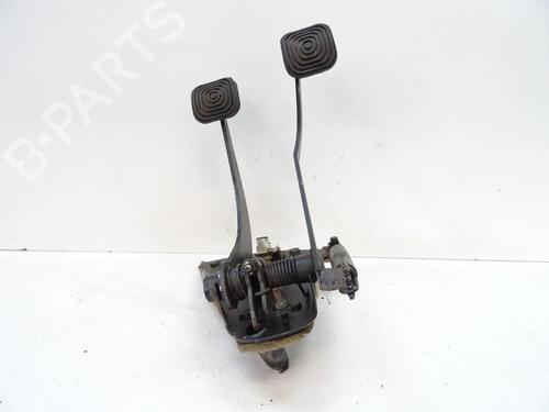Used Break pedal Break pedal 25268854 25268854