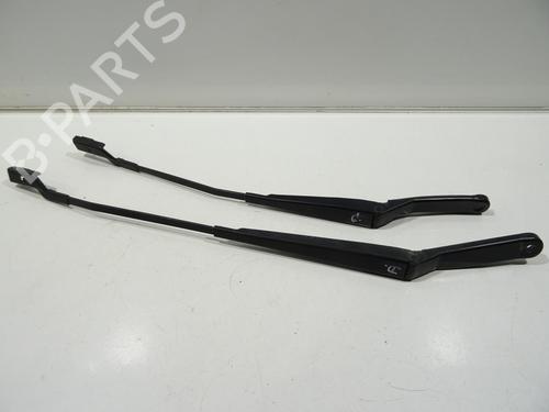 Used Front windshield wiper arm PEUGEOT 308 I (4A_, 4C_) 1.6 HDi (109 hp) 26657077
