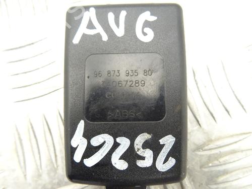 Engache cinturón Engache cinturón DS DS 3 (SA_) 1.2 VTi 82 (SAHMZ6) (82 hp) 28209490 28209490