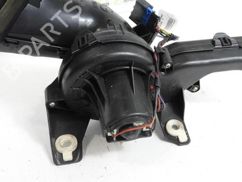 Used Heater blower motor PEUGEOT 5008 (0U_, 0E_) 2.0 HDi 150 / BlueHDi 150 (150 hp) 20056824