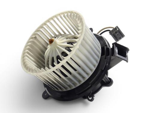 Ventilator motor Ventilator motor OPEL ASTRA J GTC 2.0 OPC Turbo (08) (280 hp) 35961701 35961701