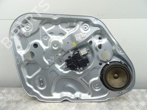 Lève-vitre avant gauche KIA VENGA (YN) 1.4 CRDi 90 (90 hp) 30132154