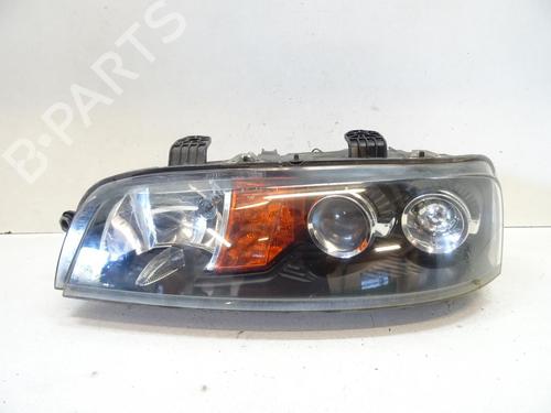 Used Left headlight FIAT PUNTO (188_) 1.2 16V 80 (188.233, .235, .253, .255, .333, .353, .639,... (80 hp) 20052842