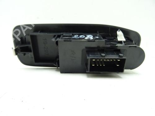 Used Left front window switch Left front window switch PEUGEOT 208 I (CA_, CC_) 1.5 BlueHDI 100 (102 hp) 28086463 28086463