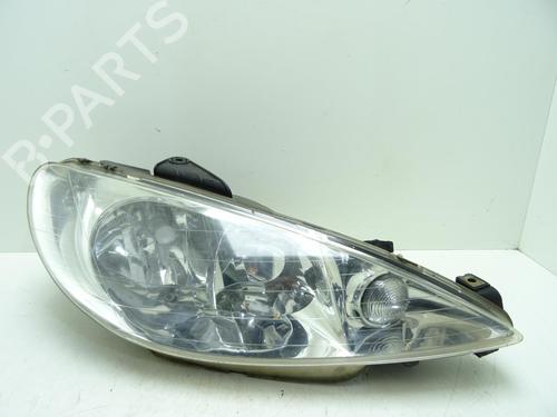Used Right headlight PEUGEOT 206 Hatchback (2A/C) 1.4 HDi eco 70 (68 hp) 31834701