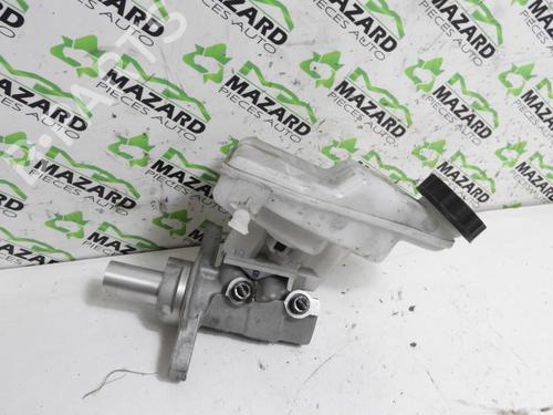 Used Brake master cylinder PEUGEOT 3008 II SUV (MC_, MR_, MJ_, M4_) [2016-2025]  21966082