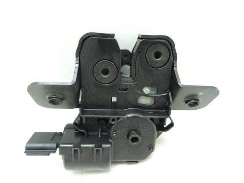 Tailgate lock RENAULT CLIO V (B7_) 1.5 Blue dCi 100 (B7AD) | BP29634587C101 