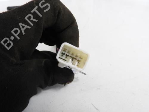 Switch TOYOTA HIACE IV Van (__H1_, __H2_) 2.5 D-4D 4WD (KLH18, KLH28) | BP21968080I30 