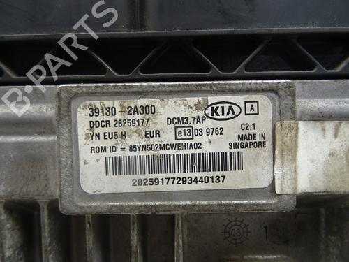 Engine control unit (ECU) KIA VENGA (YN) 1.4 CRDi 90 | BP30143958M57