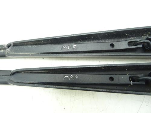 front-windshield-wiper-arm-fiat-500x-334_-2014-30002631 main image