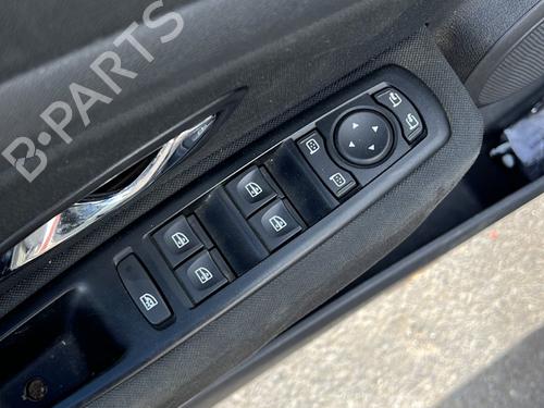 Left headlight RENAULT MEGANE III Hatchback (BZ0/1_, B3_) 1.5 dCi (BZ09, BZ0D, BZ1W, BZ29, BZ14) | BP33738791C28  - Image 12