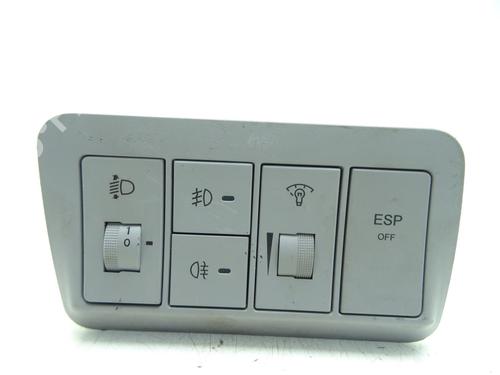 Used Headlight switch HYUNDAI SANTA FÉ II (CM) 2.2 CRDi GLS 4x4 (150 hp) 31834627