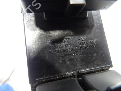 Left front window switch KIA CEE'D SW (ED) 1.6 CRDi 115 | BP29961172I27