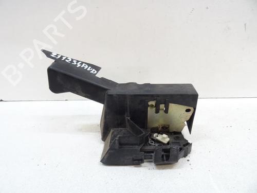 Høyre foran lås RENAULT CLIO II (BB_, CB_) 1.2 (BB0A, BB0F, BB10, BB1K, BB28, BB2D, BB2H, CB0A,... (58 hp) 20055391