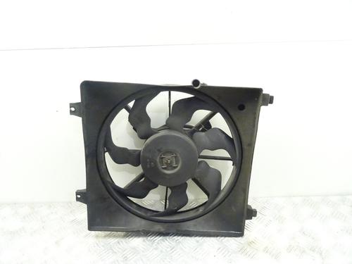 Used Radiator fan HYUNDAI SANTA FÉ II (CM) 2.2 CRDi GLS 4x4 (150 hp) 30079462