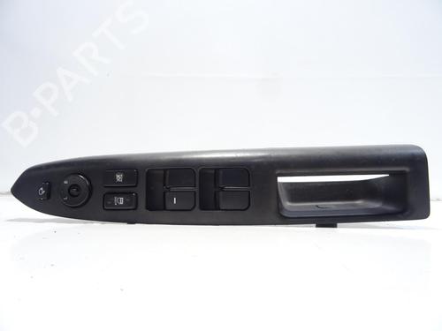 Used Left front window switch KIA SOUL I (AM) 1.6 CRDi 128 (126 hp) 29896124
