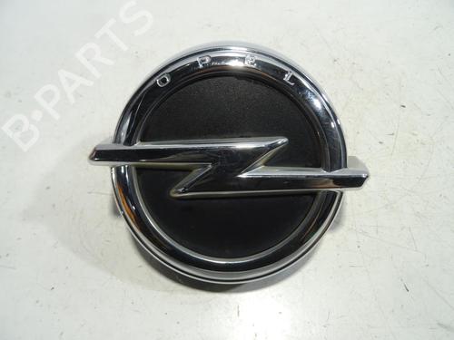 Used Tailgate handle OPEL CORSA E (X15) 1.3 CDTI (08, 68) (95 hp) 24200784