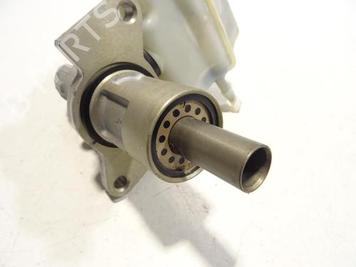 brake-master-cylinder-bmw-3-coupe-e92-2005-2006-2007-2008-2009-2010-2011-2012-2013-29896049 main image