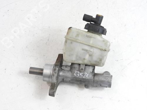 Used Brake master cylinder Brake master cylinder DACIA LOGAN (LS_) 1.4 (LS0A, LS0C, LS0E, LS0G) (75 hp) 21970518 21970518