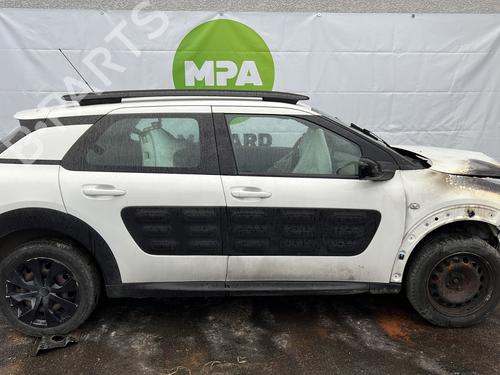 Dør højre fortil CITROËN C4 CACTUS 1.2 VTi 82 | BP39145765C3 - Image 8