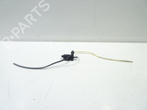 Used Washer pump NISSAN MICRA III (K12) 1.2 16V (65 hp) 32723060