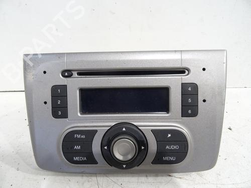 Used Radio Radio ALFA ROMEO MITO (955_) 1.3 MultiJet (955AXP1A, 955AYC1A) (95 hp) 32110470 32110470