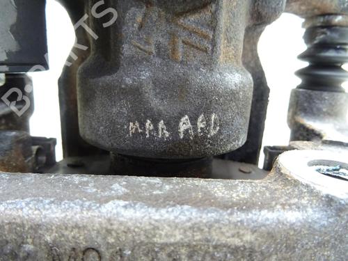 Used Right rear brake caliper Right rear brake caliper PEUGEOT 308 II (LB_, LP_, LW_, LH_, L3_) 1.2 THP 130 (131 hp) 26395356 26395356