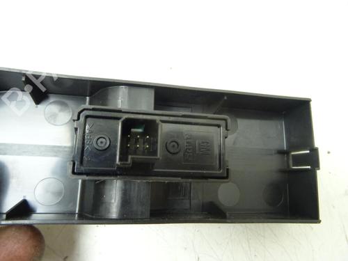 Right front window switch OPEL ASTRA H TwinTop (A04) 1.9 CDTi (L67) | BP32250080I26