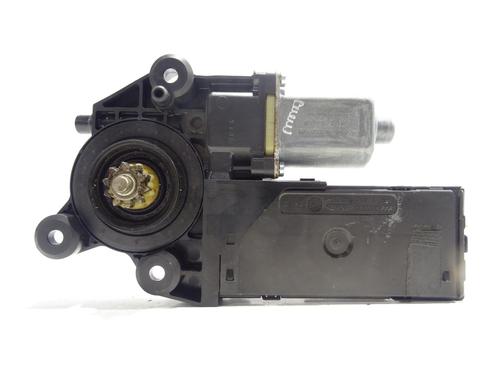 left-front-window-motor-renault-scenic-iii-jz01_-2008-2009-2010-2011-2012-2013-2014-2015-2016-36247309 main image