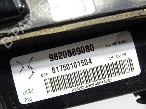 left-tailgate-light-ds-ds-3-ds-3-crossback-ur_-uc_-uj_-2018-38976200 main image