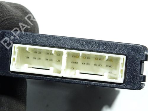 Used Control unit Control unit TOYOTA YARIS (_P13_) 1.3 (NSP130_, NSP130) (99 hp) 23786592 23786592