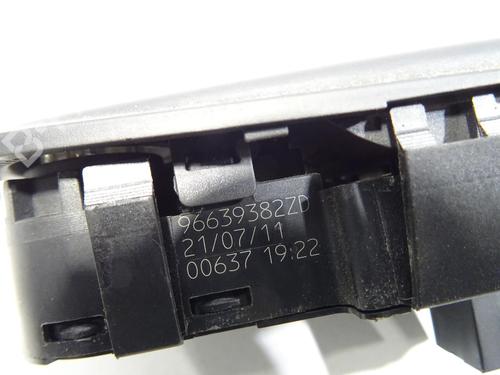 Used Left front window switch Left front window switch 20049474 20049474