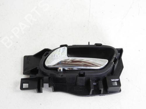 Front left interior door handle PEUGEOT 5008 (0U_, 0E_) 2.0 HDi 150 / BlueHDi 150 | BP20045207I13 