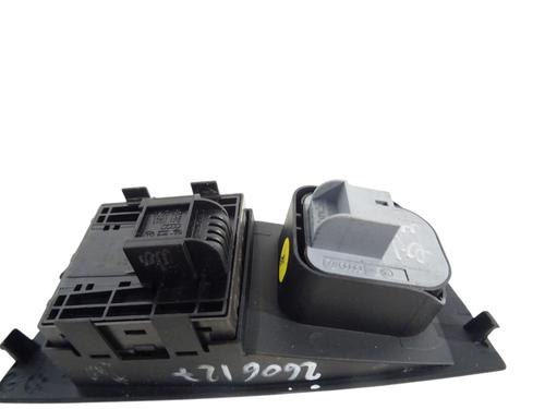 Left front window switch AUDI A1 (8X1, 8XK) 1.6 TDI | BP38976342I27 - Image 3
