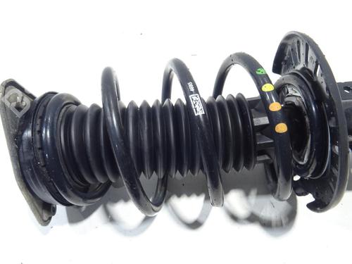 Used Left front shock absorber Left front shock absorber PEUGEOT 5008 II (MC_, MJ_, MR_, M4_) 1.5 BlueHDi 130 (MCYHZJ, MCYHZR, MCYHZX) (131 hp) 33738730 33738730