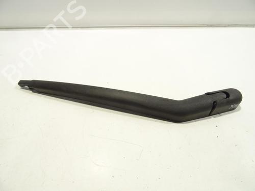 Used Rear windshield wiper arm Rear windshield wiper arm RENAULT KOLEOS I (HY_) 2.0 dCi 4x4 (HY0K) (150 hp) 21823523 21823523