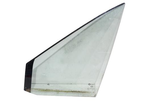 Vidro triangular frente esquerdo Vidro triangular frente esquerdo 38296902 38296902