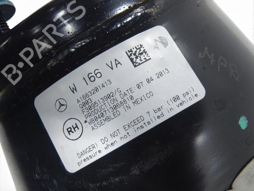 Used Right front shock absorber Right front shock absorber MERCEDES-BENZ M-CLASS (W166) ML 350 BlueTEC 4-matic (166.024, 166.023) (258 hp) 40446175 40446175