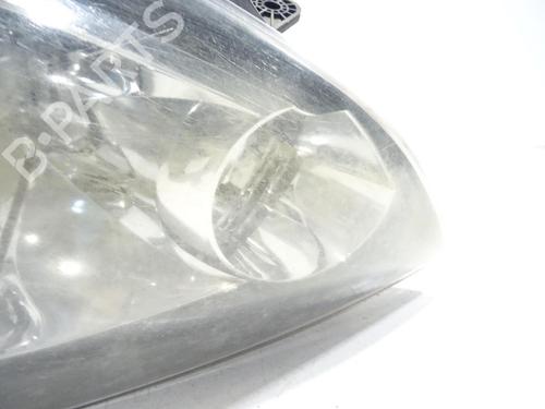 Optica direita Optica direita KIA CEE'D SW (ED) 1.6 CRDi 115 (115 hp) 29961150 29961150