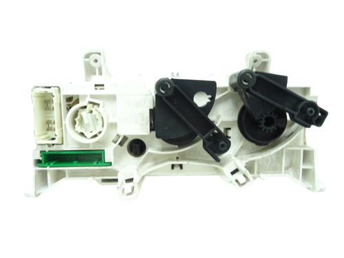 Used Climate control Climate control 37067674 37067674