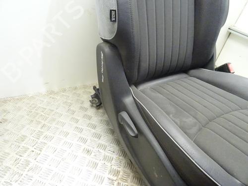 Right front seat FIAT 500X (334_) 1.6 D Multijet (334AXA1B, 334AXA11) | BP29926512C16 