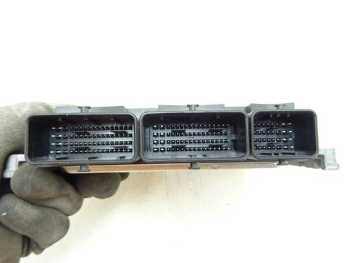Used Engine control unit (ECU) Engine control unit (ECU) RENAULT CLIO IV Grandtour (KH_) 1.5 dCi 90 (KHN3, KHN4) (90 hp) 30306657 30306657